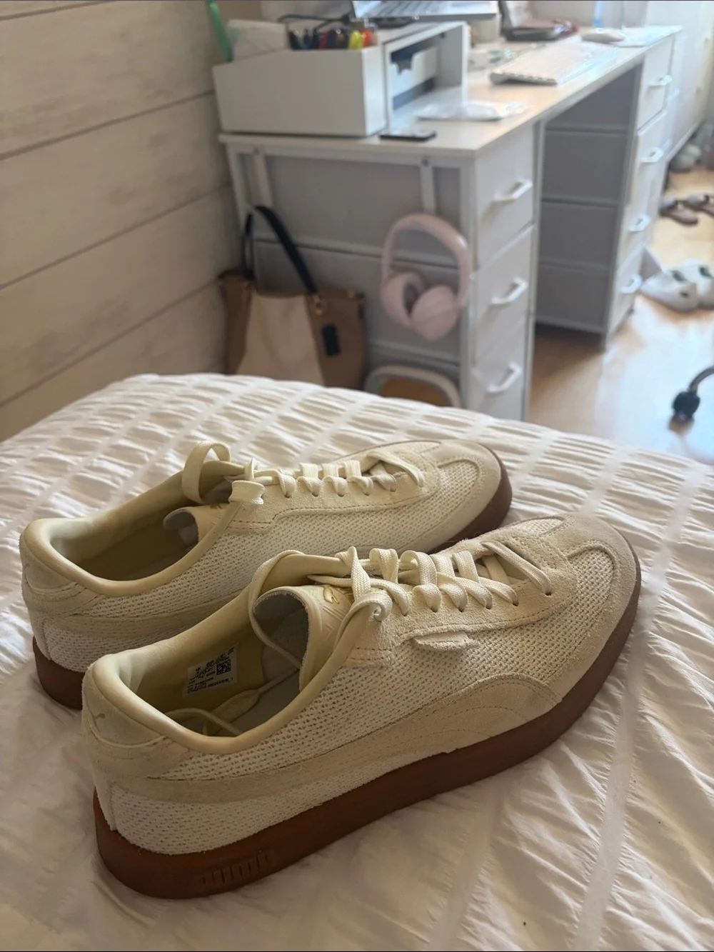Puma Cream/Tan Low-Top Suede & Knit Sneakers - Picture 3 of 4